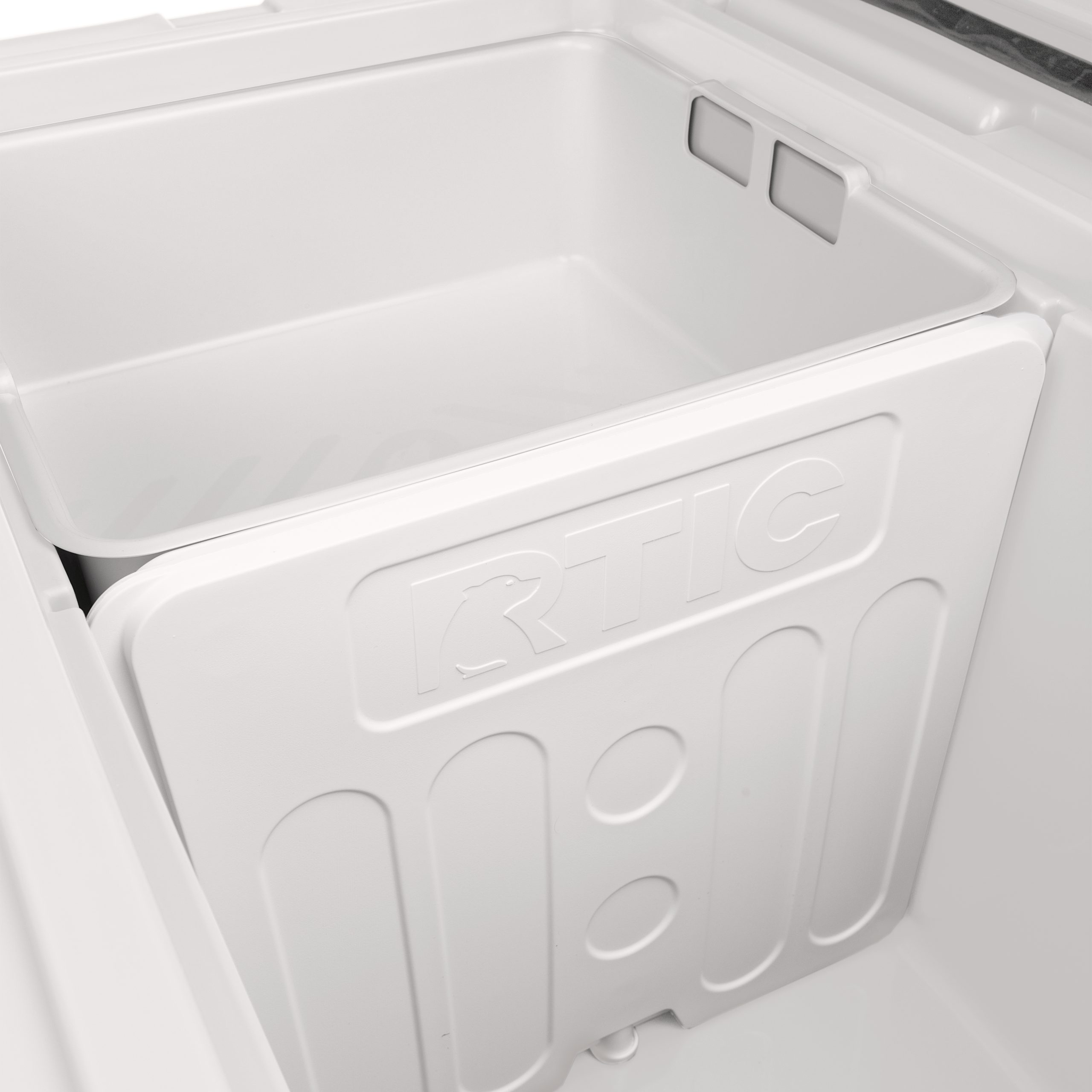 Ultra-Tough Cooler Dry Goods Basket Gallery