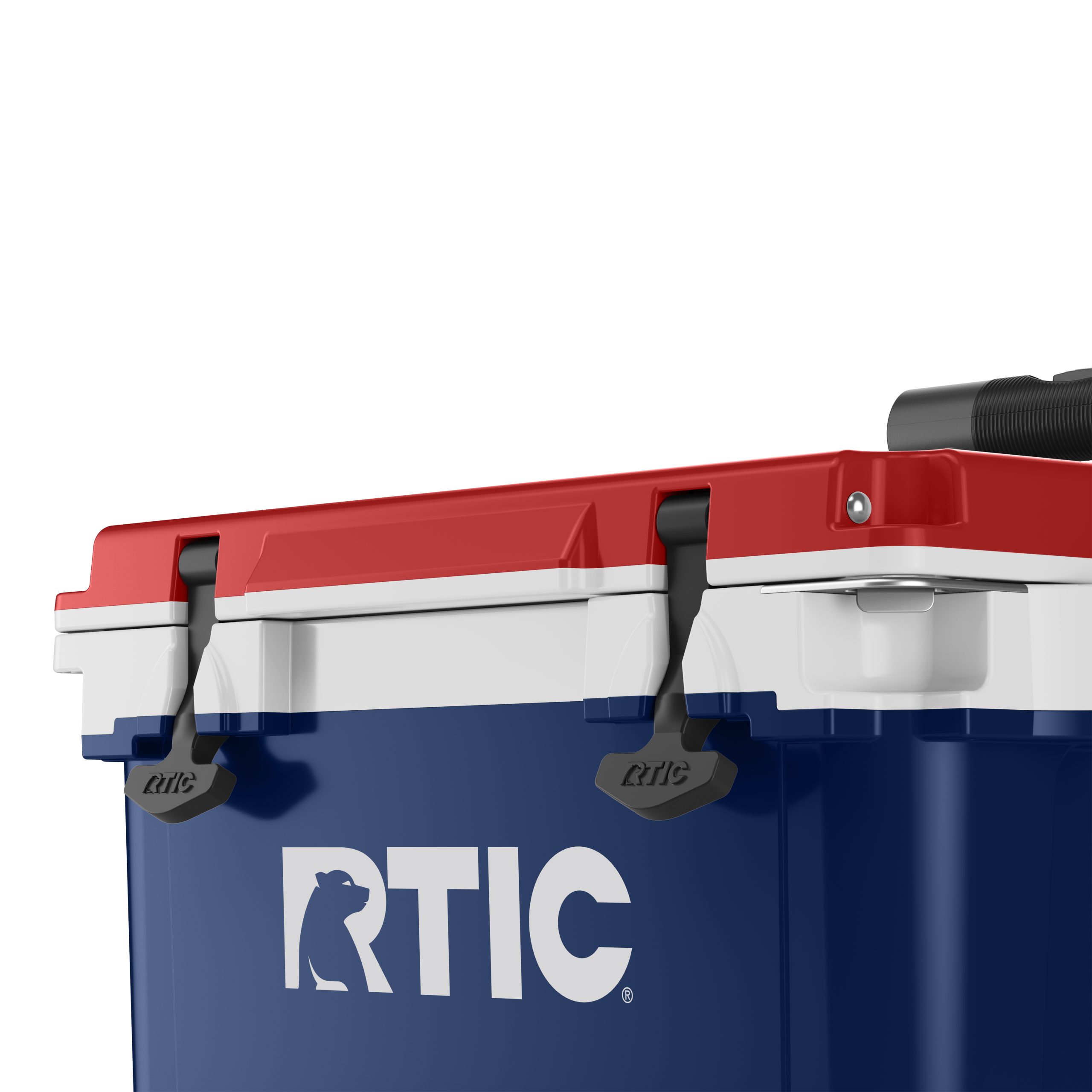 22 QT Ultra-Light Wheeled Cooler Gallery