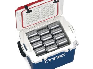42 QT Ultra-Light Wheeled Cooler Gallery