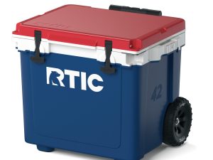 42 QT Ultra-Light Wheeled Cooler - White & Grey