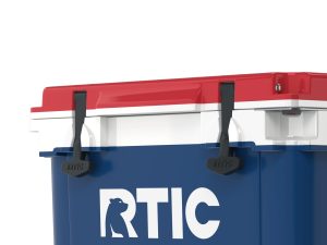 42 QT Ultra-Light Wheeled Cooler Gallery