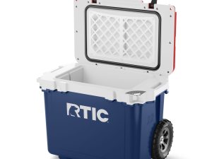 22 QT Ultra-Light Wheeled Cooler Gallery